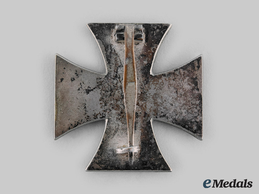 germany,_wehrmacht._a1939_iron_cross_i_class,_with_case,_by_friedrich_orth_ci19_4219_1