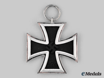 germany,_wehrmacht._a1939_iron_cross_ii_class,_with_case,_by_wilhelm_deumer_ci19_4241_1