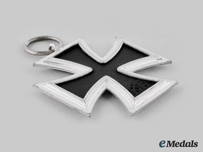 germany,_wehrmacht._a1939_iron_cross_ii_class,_with_case,_by_wilhelm_deumer_ci19_4244_1