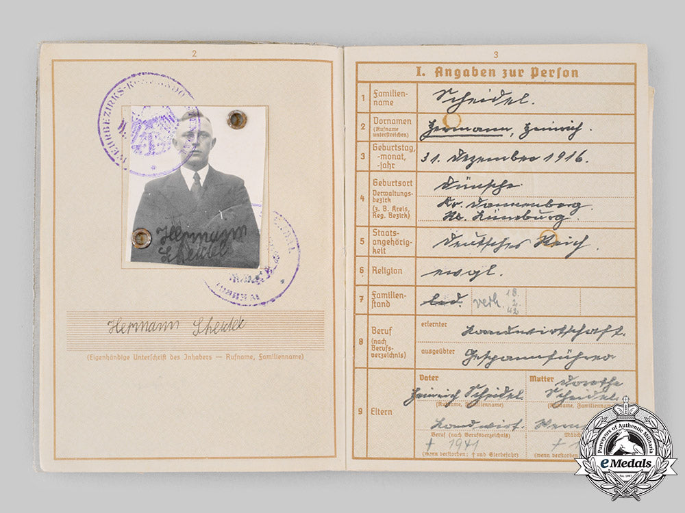 germany,_heer._a_wehrpaß_to_hermann_scheidel,_kia_on_the_eastern_front_ci19_4273