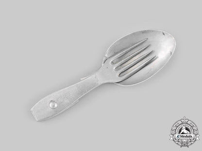 germany,_heer._a_lot_of_second_war_period_germany_army_equipment_ci19_4343_1