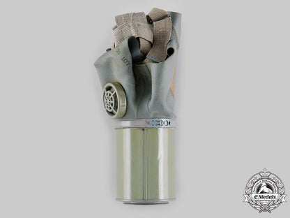 united_states._a_non-_combatant_gas_mask_ci19_4351
