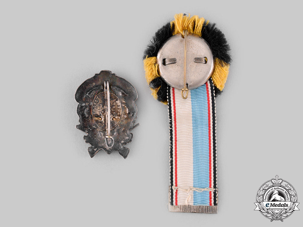 bavaria,_kingdom._a_pair_of_regimental_badges_ci19_4379