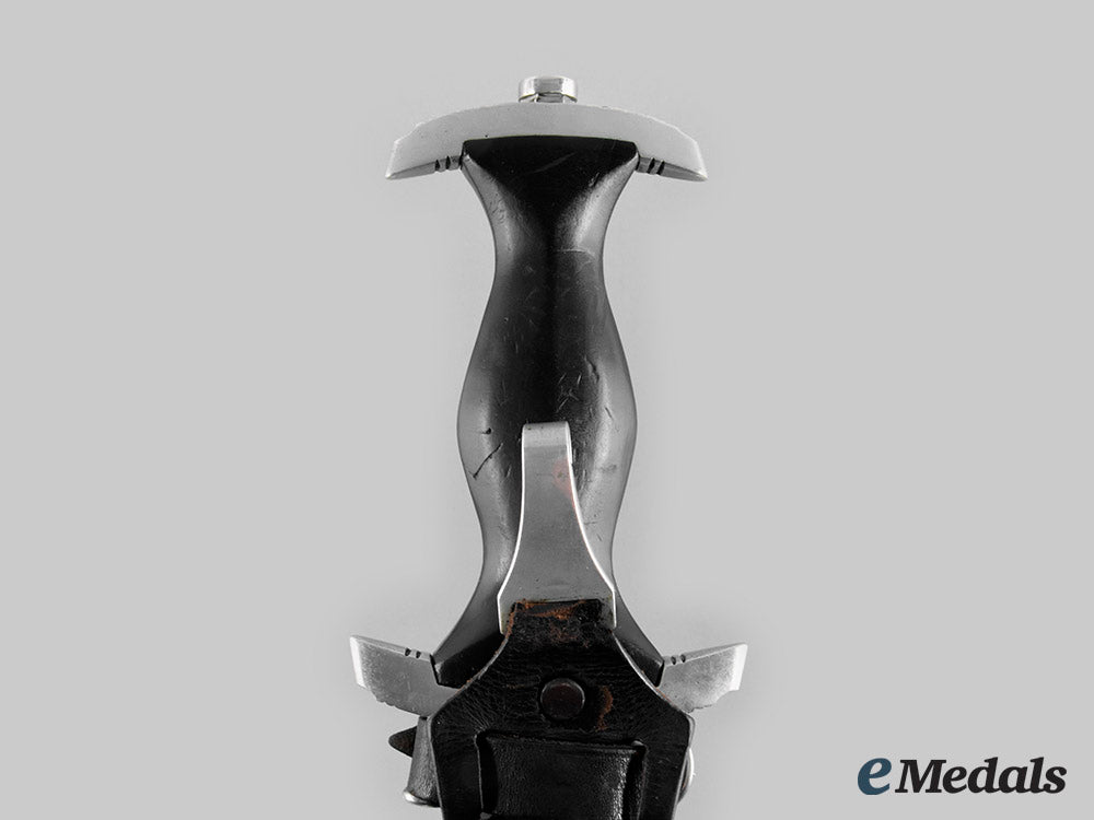 germany,_ss._a_model1933_ss_dagger,_with_hanger,_by_robert_klass_ci19_4406_1