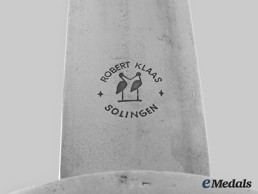 germany,_ss._a_model1933_ss_dagger,_with_hanger,_by_robert_klass_ci19_4408_1