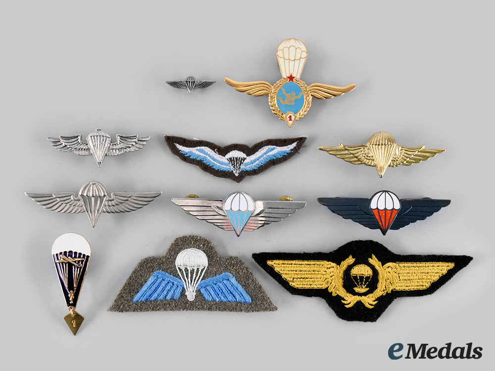 international._a_lot_of_eleven_parachutist_badges_ci19_4430_1