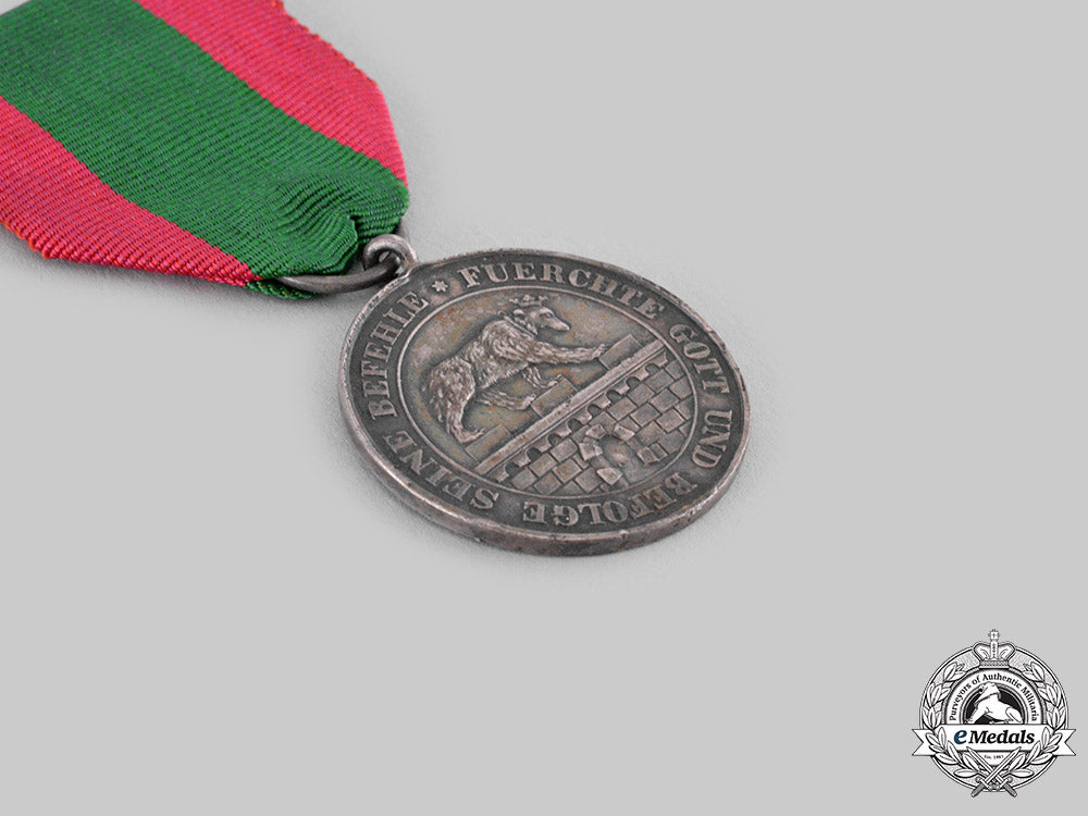anhalt,_duchy._an_order_of_albert_the_bear,_silver_merit_medal,_c.1917_ci19_4514