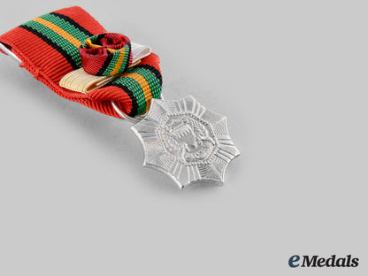 bahrain,_kingdom._an_order_of_military_service,_ii_class,_c.1976_ci19_4556_1