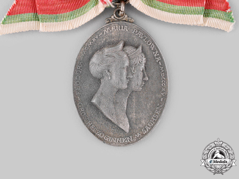 saxe-_weimar_and_eisenach,_grand_duchy._a_decoration_of_merit_for_women_in_wartime,_c.1918_ci19_4575