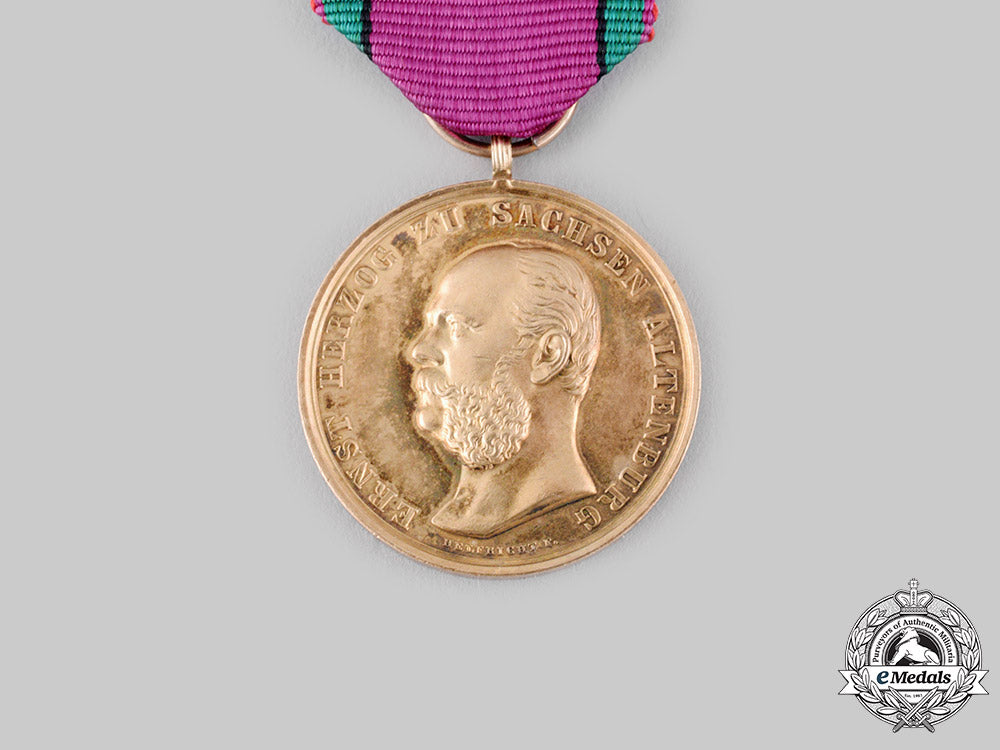 saxe-_altenburg,_duchy._a_saxe-_ernestine_house_order,_golden_merit_medal_by_friedrich_ferdinand_helfricht_ci19_4579