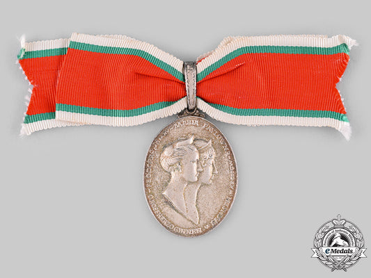 saxe-_weimar_and_eisenach,_grand_duchy._a_decoration_of_merit_for_women_in_wartime,_c.1918_ci19_4597