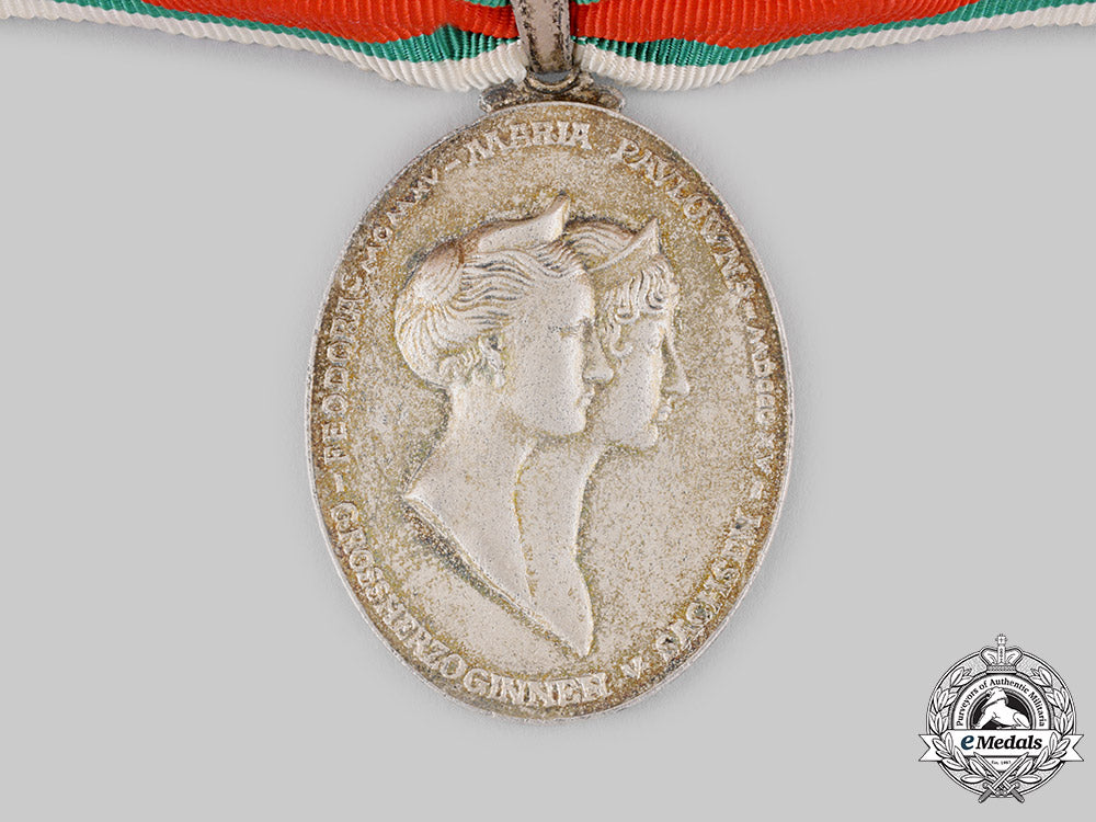 saxe-_weimar_and_eisenach,_grand_duchy._a_decoration_of_merit_for_women_in_wartime,_c.1918_ci19_4598