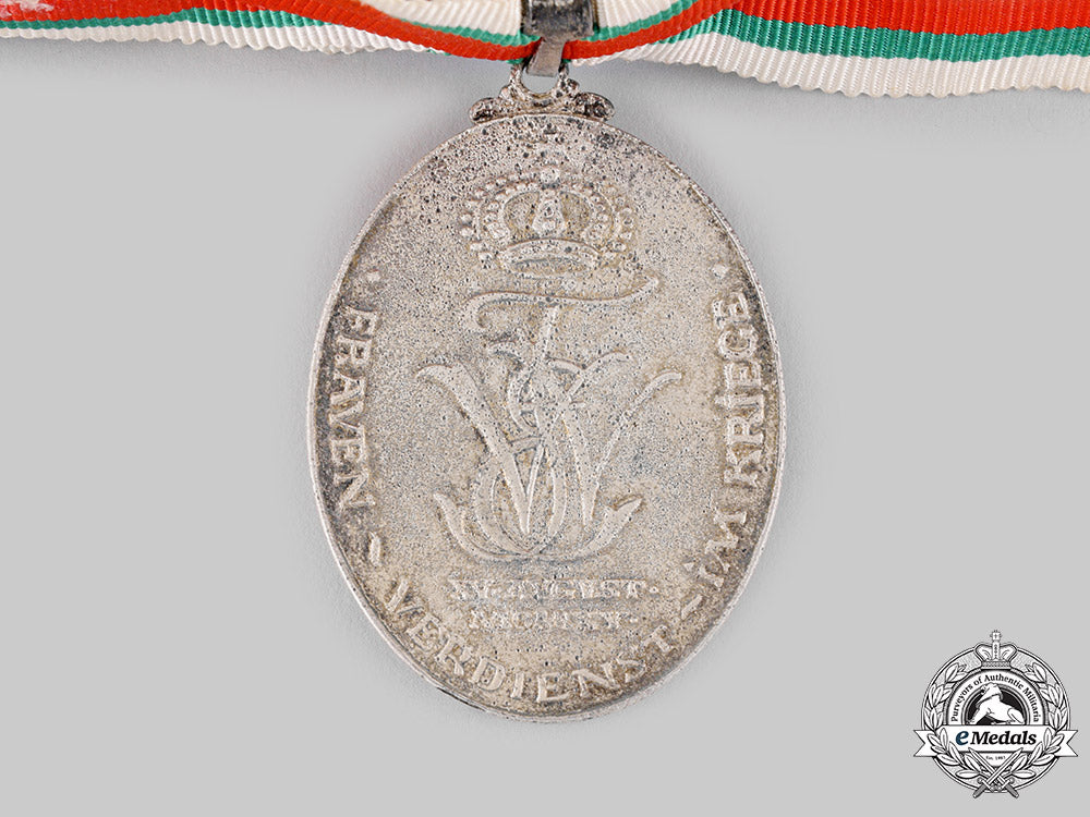 saxe-_weimar_and_eisenach,_grand_duchy._a_decoration_of_merit_for_women_in_wartime,_c.1918_ci19_4599