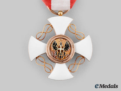 italy,_kingdom._an_order_of_the_crown,_knight_in_gold,_c.1930_ci19_4649_1_1_1