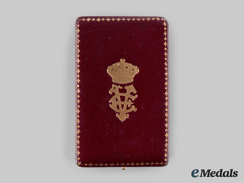 italy,_kingdom._an_order_of_the_crown,_knight_in_gold,_c.1930_ci19_4651_1_1_1