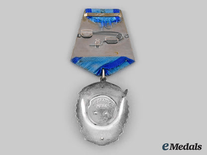 russia,_soviet_union._an_order_of_the_red_banner_of_labour,_type_vi_ci19_4742_1_1_1