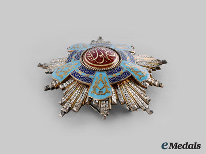 egypt,_republic._an_order_of_the_republic,_type_i,_grand_officer_with_case,_by_z._fuchs_ci19_4786_1_1_1