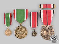 United States. Two Veterans Medals, Fullsize And Miniature