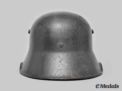 germany,_luftwaffe._an_m18_transitional_luftwaffe_ear_cut_out_helmet_ci19_4941_1