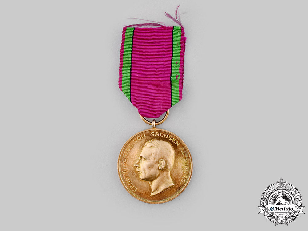 saxe-_altenburg,_duchy._a_saxe-_ernestine_house_order,_golden_merit_medal,_c.1910_ci19_4942