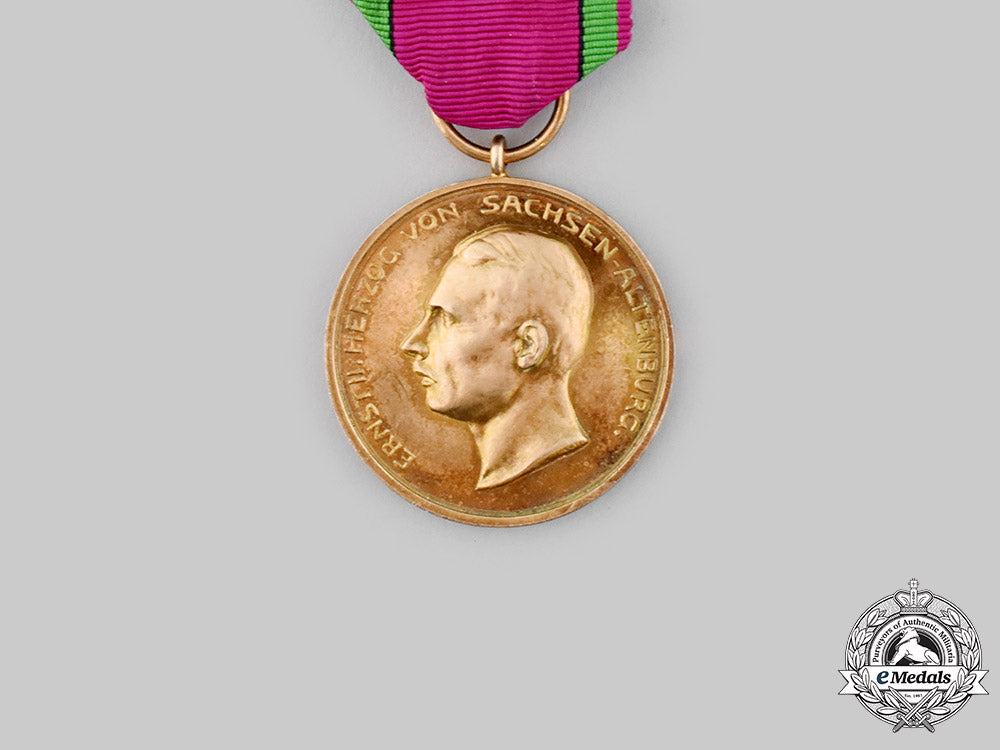 saxe-_altenburg,_duchy._a_saxe-_ernestine_house_order,_golden_merit_medal,_c.1910_ci19_4943