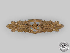 Germany, Wehrmacht. A Close Combat Clasp, Bronze Grade