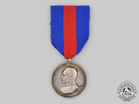 oldenburg,_grand_duchy._a_medal_for_faithful_labour,_c.1910_ci19_5176_2