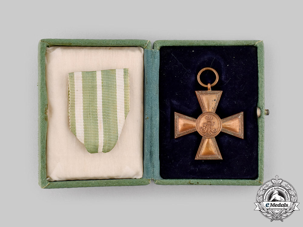 saxony,_kingdom._an_officer’s_long_service_cross,_i_class_for15_years,_with_case_ci19_5262_2