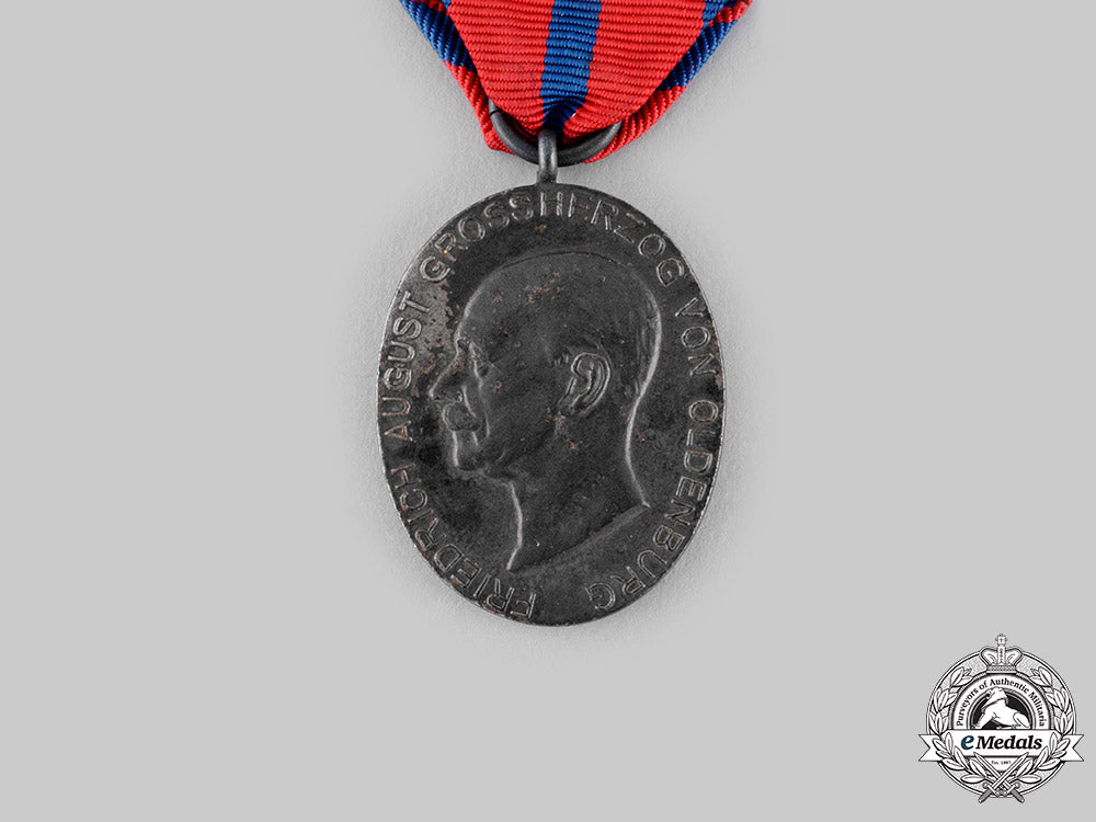 oldenburg,_grand_duchy._a_war_merit_medal1916_ci19_5286