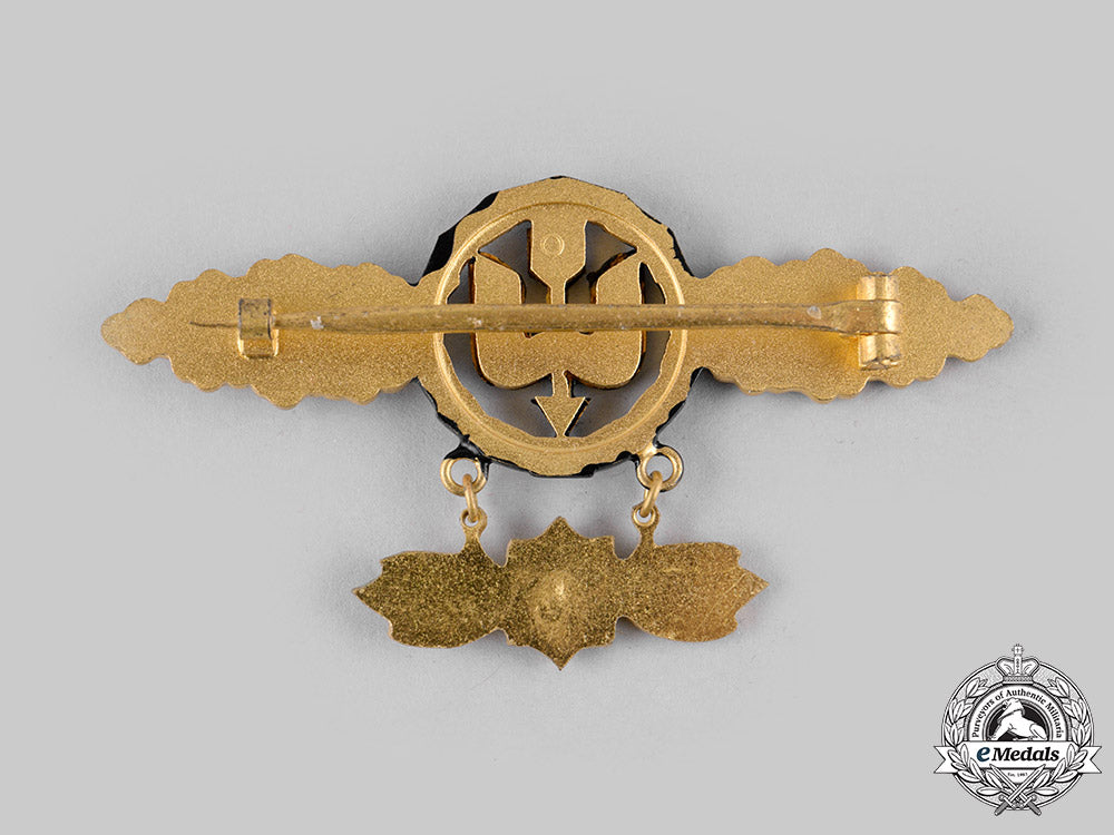 germany,_luftwaffe._a_night_fighter_squadron_clasp,_gold_grade_with_pendant,_post-1957_reissue_ci19_5365