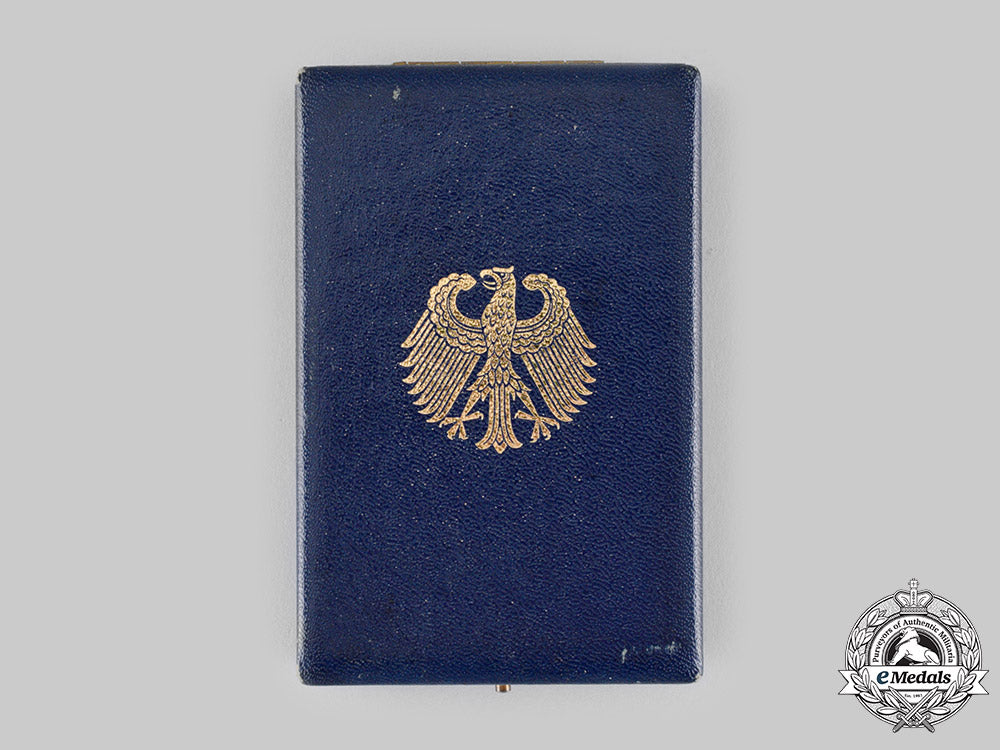 germany,_federal_republic._an_order_of_merit,_cross_of_merit_for_men_on_employment_jubilee_ribbon1957-1966_ci19_5451