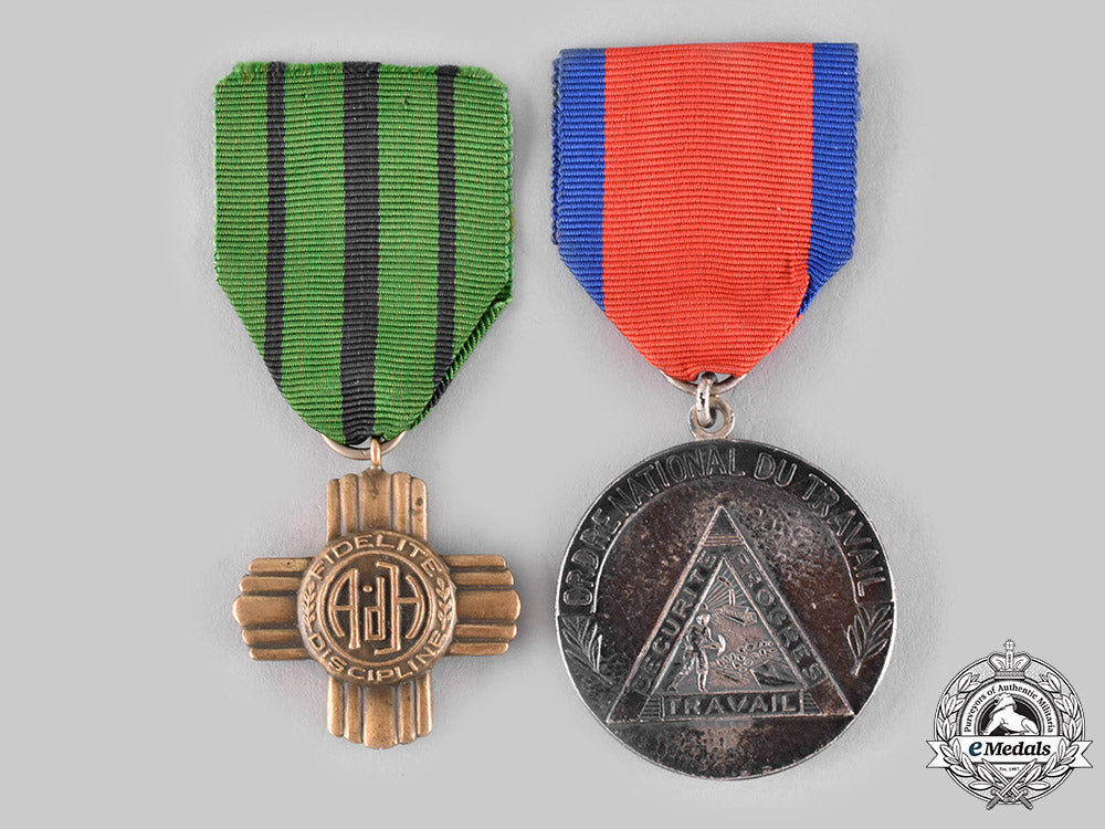 haiti,_republic._a_lot_of_two_republican_orders,_c.1950_ci19_5525