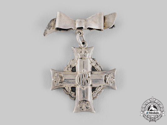 canada,_commonwealth._a_memorial_cross,_royal_canadian_naval_volunteer_reserve,_died_as_the_result_of_drowning_ci19_5815