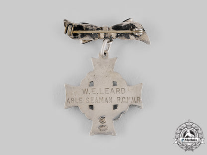 canada,_commonwealth._a_memorial_cross,_royal_canadian_naval_volunteer_reserve,_died_as_the_result_of_drowning_ci19_5816