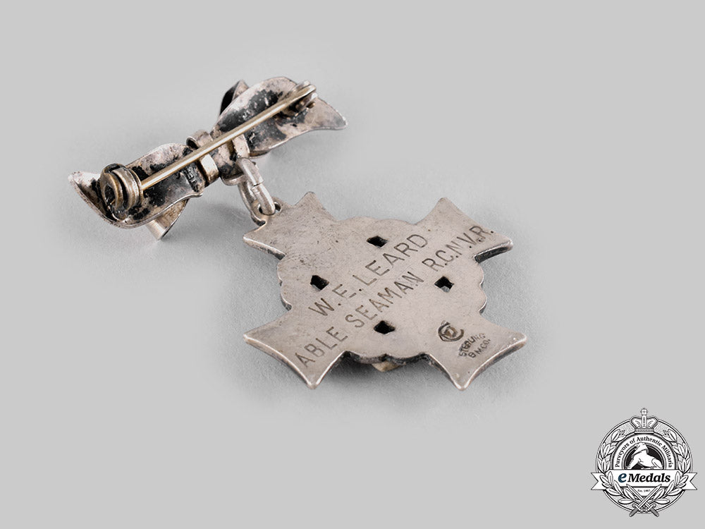 canada,_commonwealth._a_memorial_cross,_royal_canadian_naval_volunteer_reserve,_died_as_the_result_of_drowning_ci19_5818