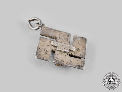 germany,_weimar_republic._a_silver_nsdap_necklace_by_theodor_fahrner_ci19_5954