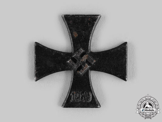 germany,_wehrmacht._a_core_for_a1939_iron_cross_ii_class_ci19_6001