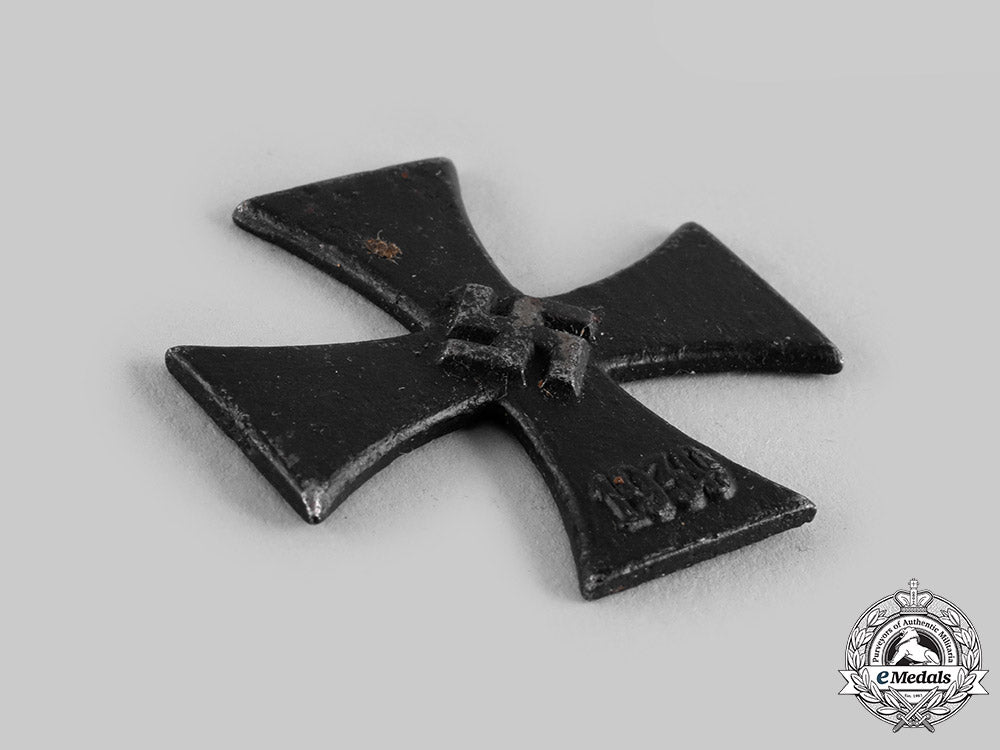 germany,_wehrmacht._a_core_for_a1939_iron_cross_ii_class_ci19_6003