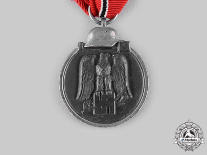 germany,_wehrmacht._an_eastern_front_medal,_with_award_document_to_hellmut_kahlund,_by_deschler&_sohn_ci19_6101