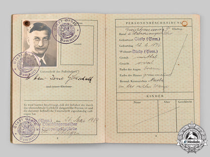 germany,_third_reich._a_pair_of_identity_documents_to_dr._hans_israel_gottschalk_ci19_6201