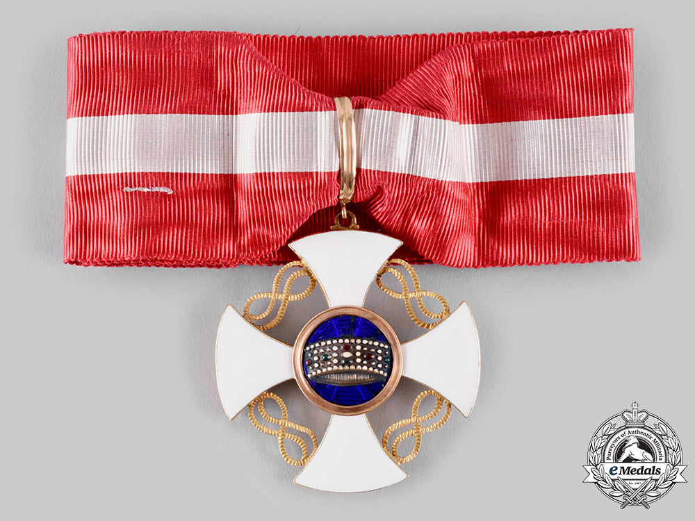 italy,_kingdom._an_order_of_the_crown_of_italy,_i_class_commander_in_gold,_by_gardino,_c.1920_ci19_6300_1