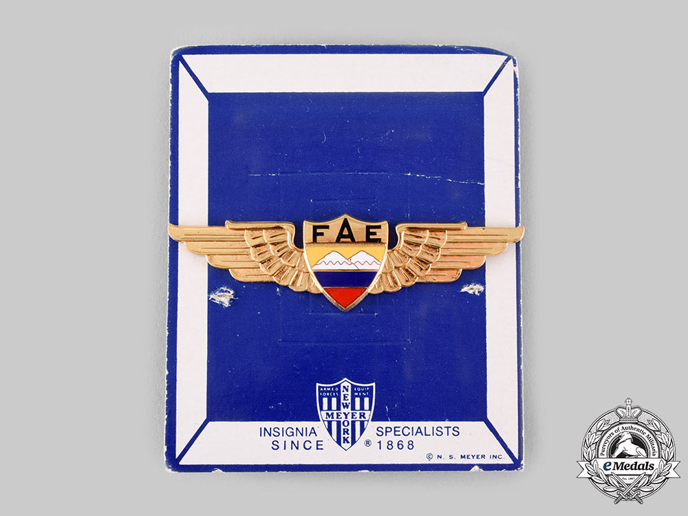 ecuador,_republic._an_air_force_pilot_badge,_by_n.s.meyer,_new_york_ci19_6331