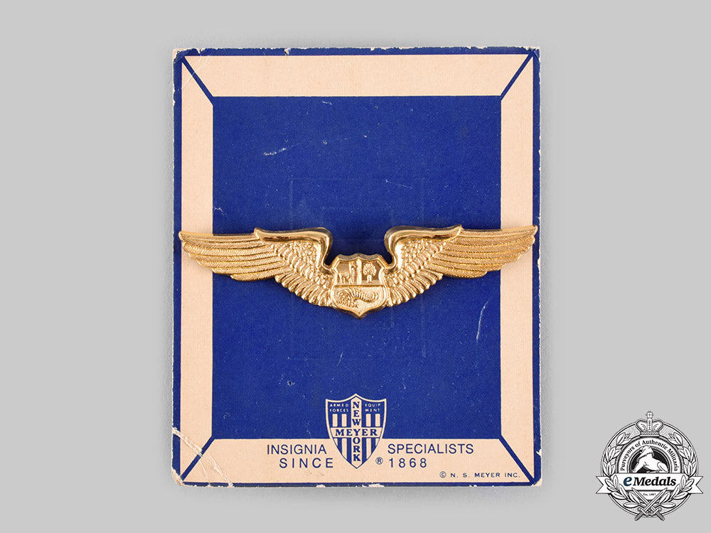 peru,_republic._an_air_force_pilot_badge,_by_n.s.meyer,_new_york_ci19_6351