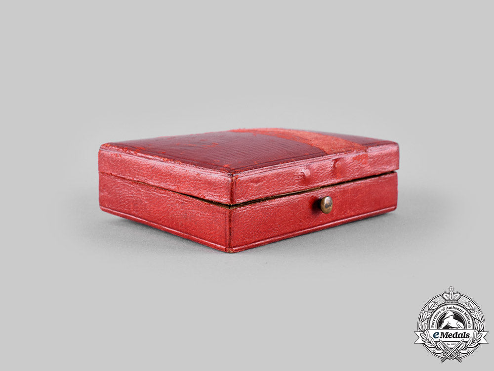 prussia,_kingdom._an_order_of_the_red_eagle,_iii_class_in_gold,_with_case,_c.1900_ci19_6375