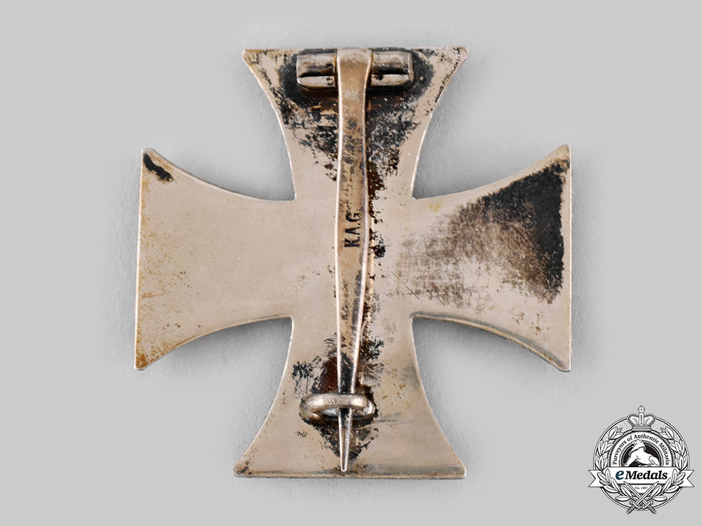 germany,_imperial._a1914_iron_cross_i_class_with_case_ci19_6500_1_2