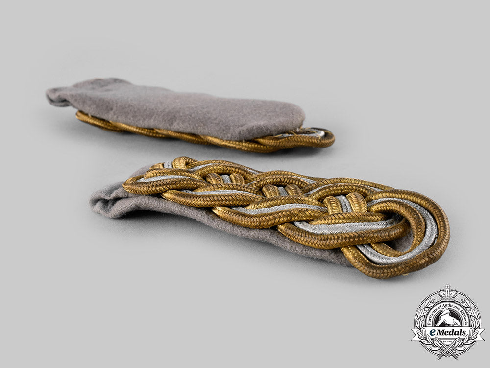 germany,_ss._a_set_of_waffen-_ss_brigadeführer_shoulder_boards_ci19_6624