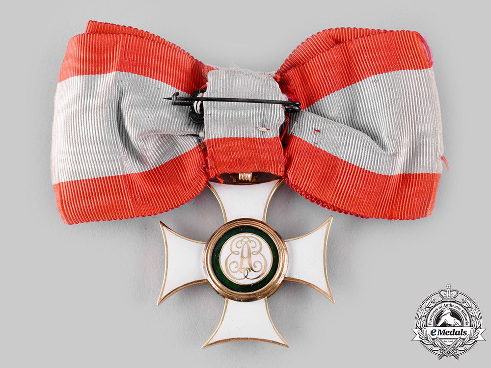 bavaria,_kingdom._an_order_of_st._elizabeth_in_gold,_member’s_cross,_c.1880_ci19_6847