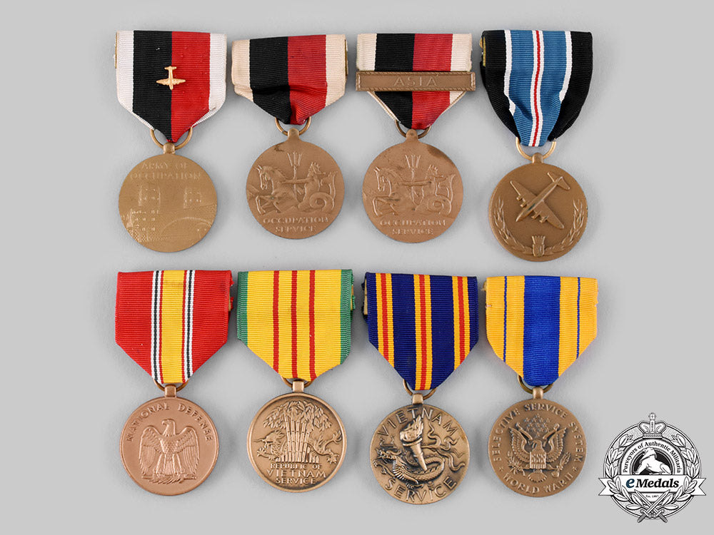 united_states._a_lot_of_eight_medals_and_five_ribbon_bars_ci19_6856_1
