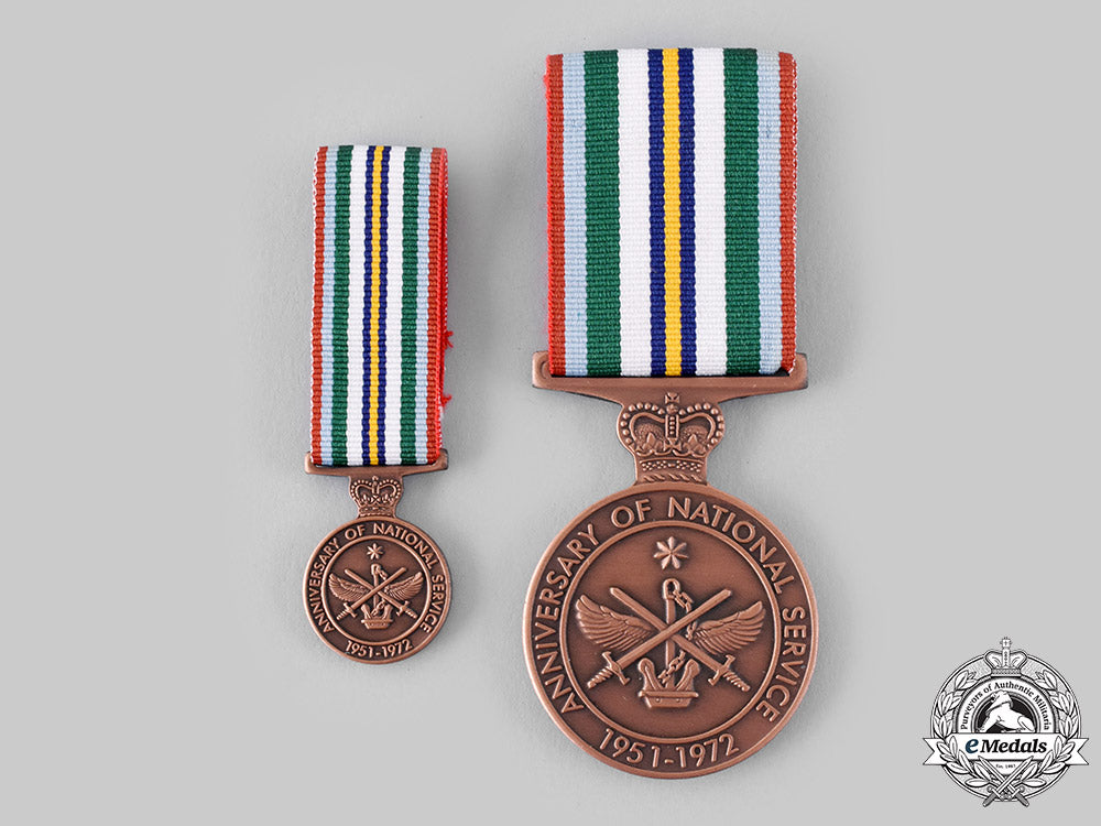 australia,_commonwealth._an_anniversary_of_national_service_medal1951-1972,_named_to_k_g(_kenneth_gilbert)_robertson_ci19_6874_1_1_1