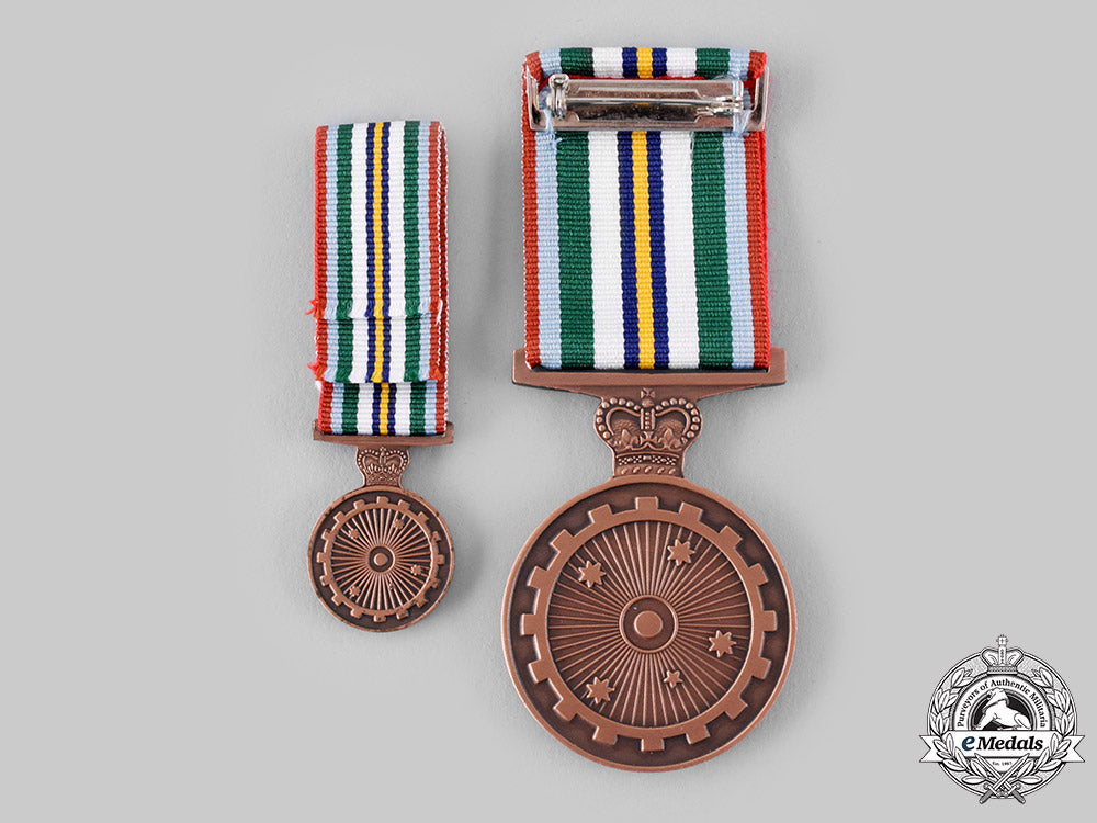 australia,_commonwealth._an_anniversary_of_national_service_medal1951-1972,_named_to_k_g(_kenneth_gilbert)_robertson_ci19_6875_1_1_1